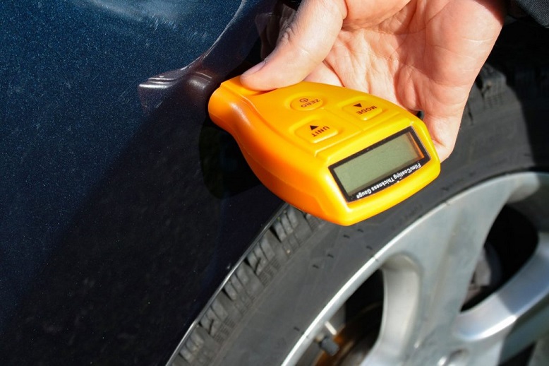 Miernik grubości lakieru